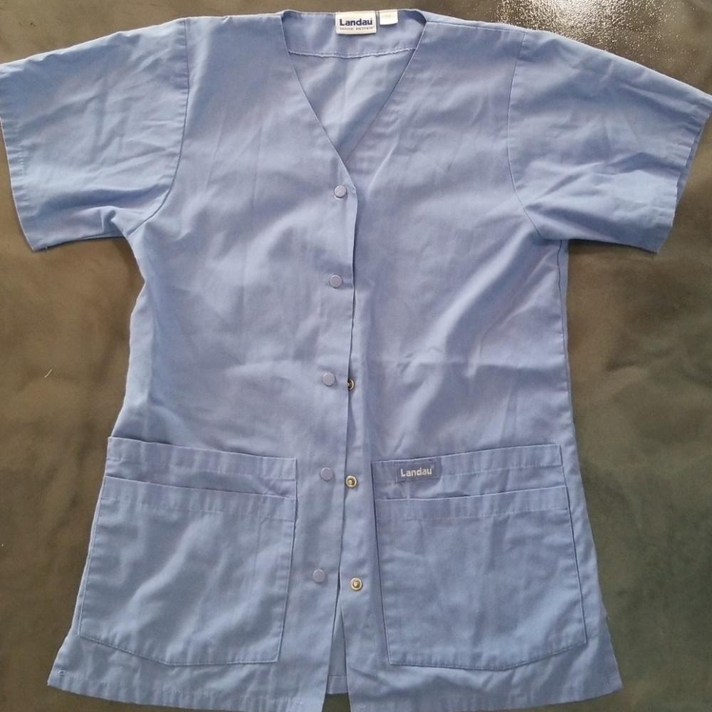 Scrub top